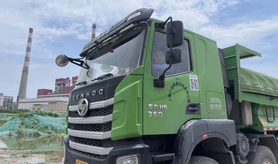 1696655591891522.jpg 640 (8).jpg