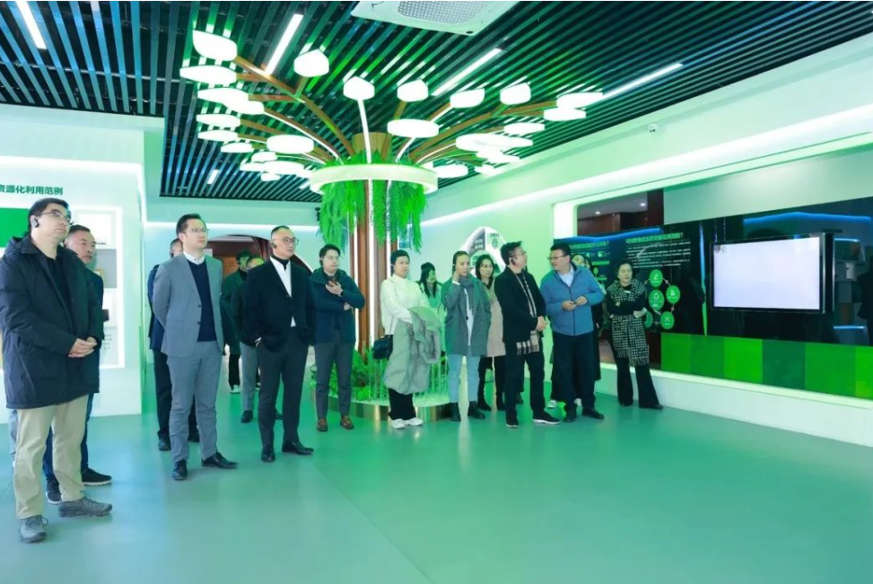 1703818904388928.png 4.png