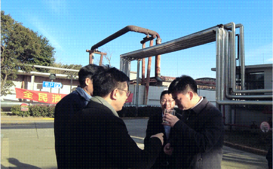 1736817304349125.gif 5.gif