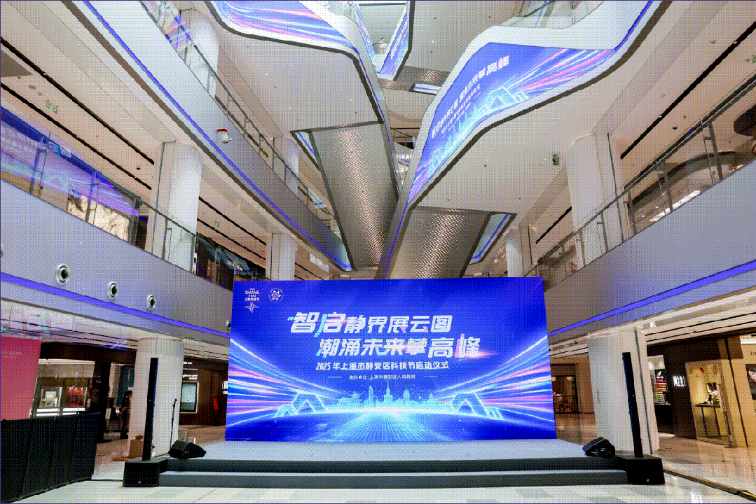 1748308057231843.gif 4.gif